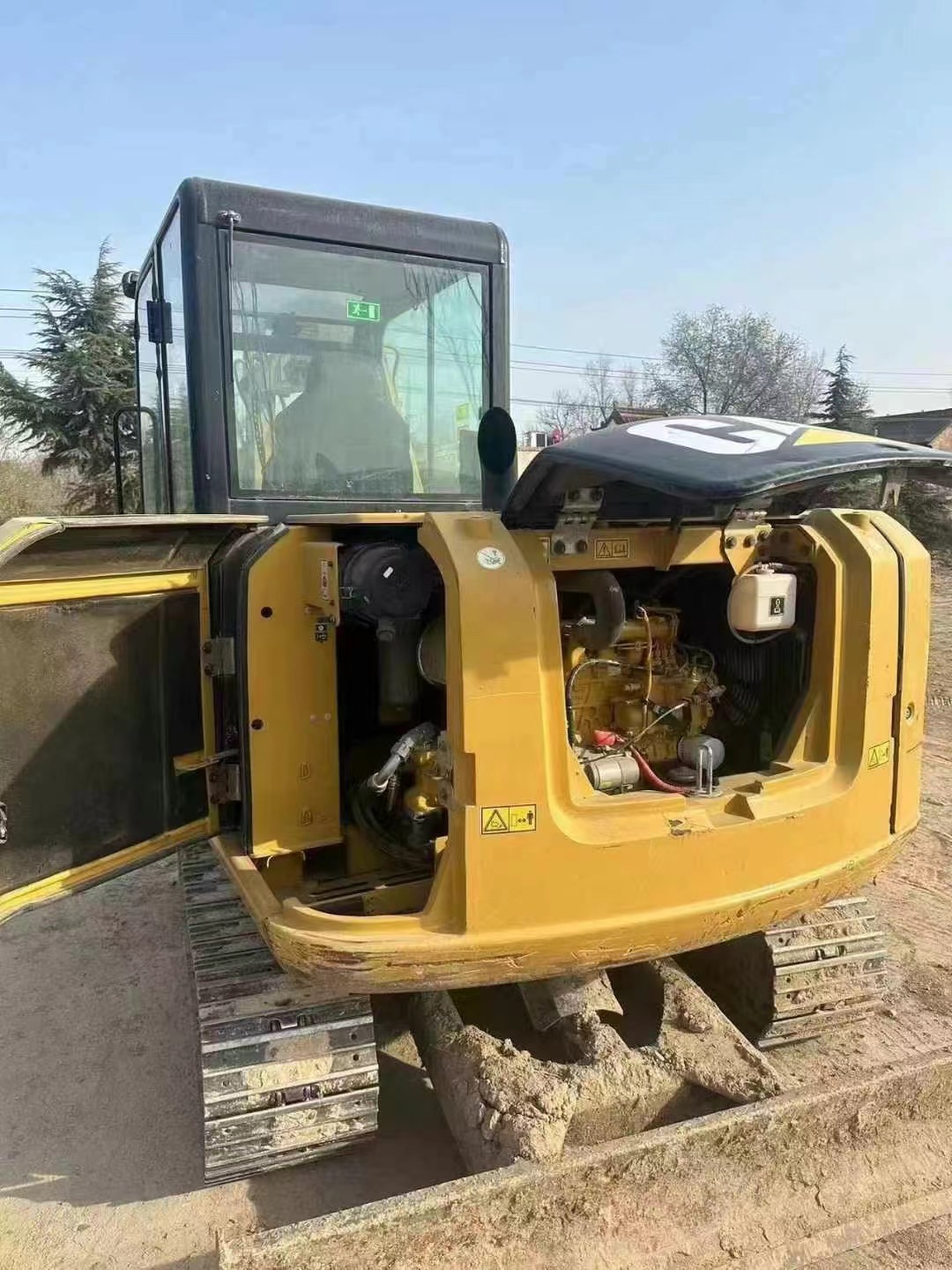 Caterpillar305.5