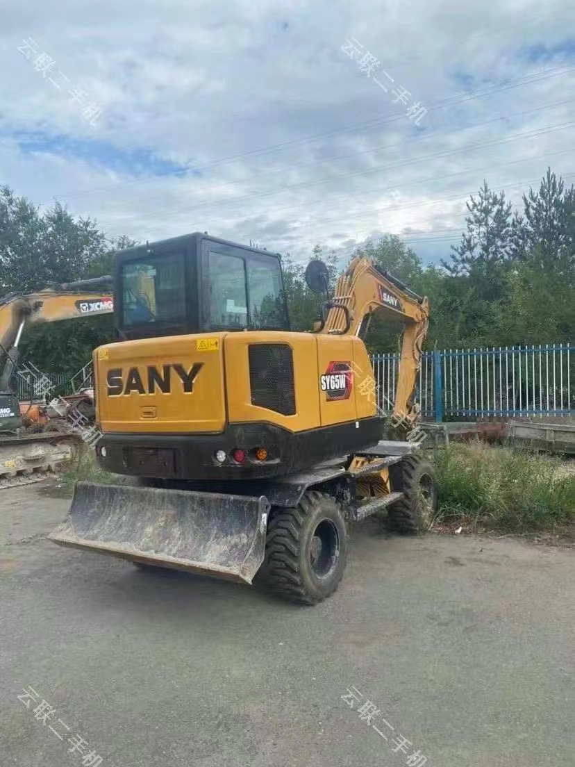 Wheel Excavator