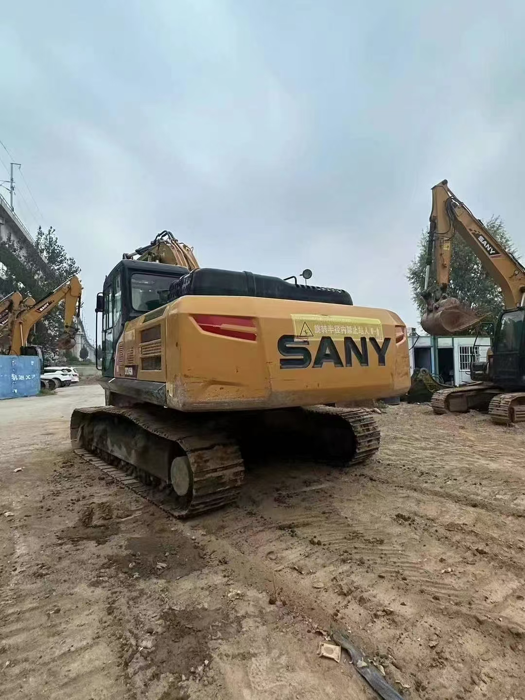 SANY 245