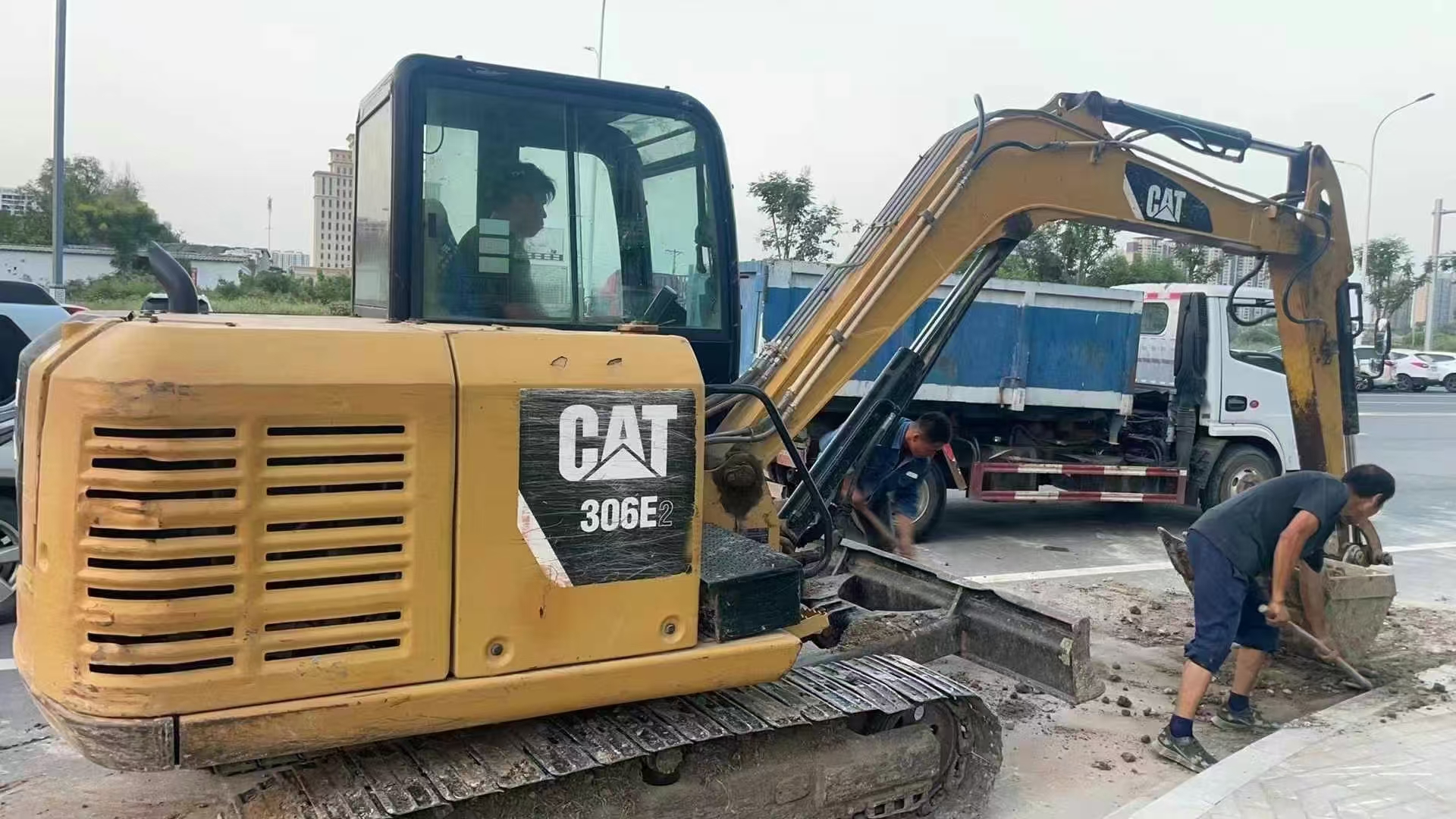 Caterpillar306E2