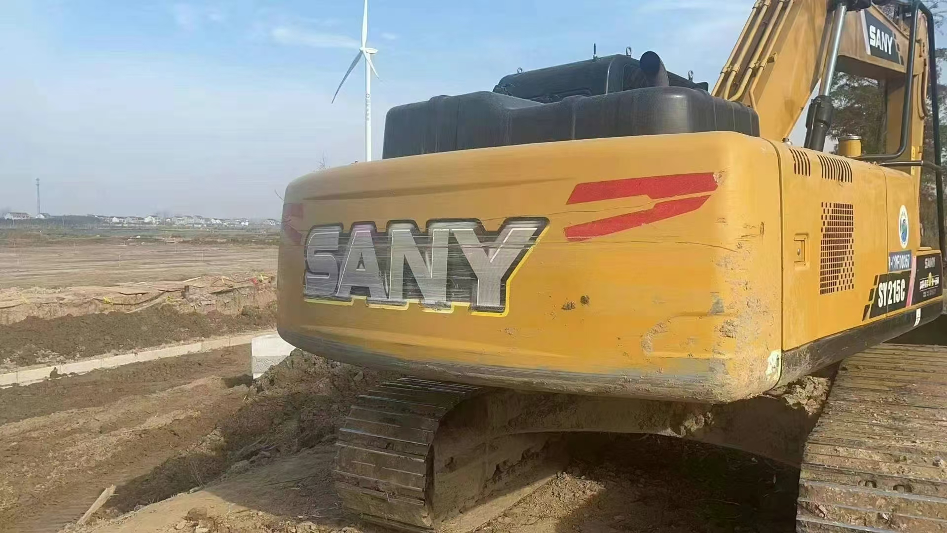 SANY 215